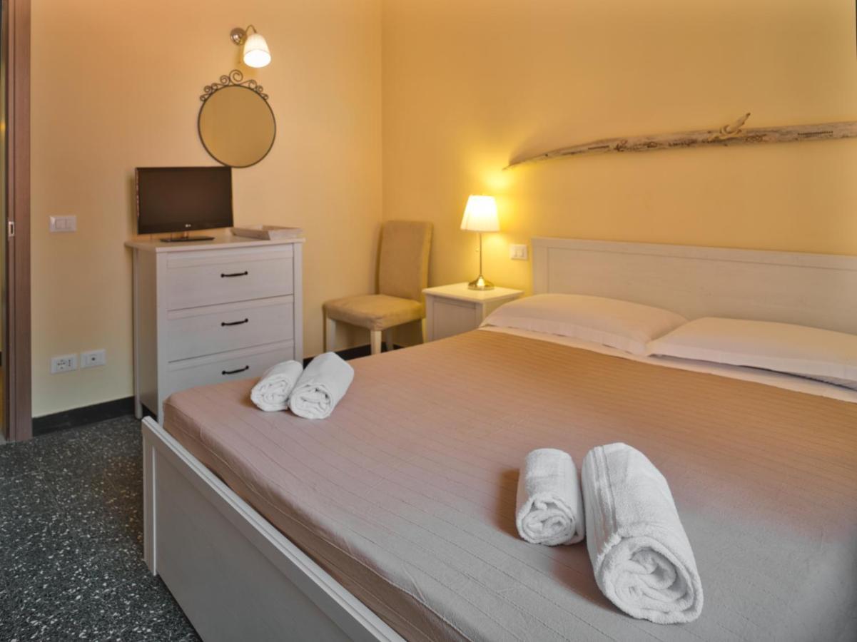 2 Passi Dal Mare Hotel Finale Ligure Ngoại thất bức ảnh